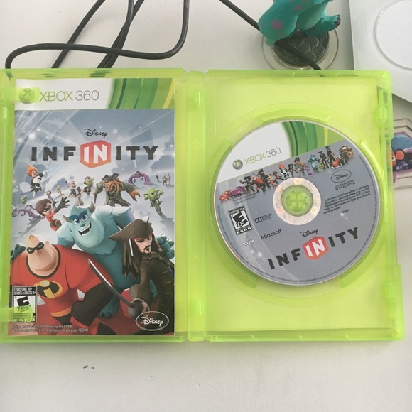 XBox 360 Disney INFINITY Lot - Picture 5 of 5
